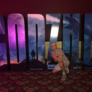 Meet your Posher, Luis